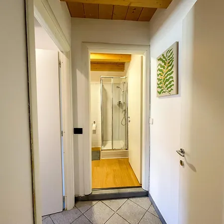 Thiago Home-elegant Mansarda Santa Giulia Square * Turin